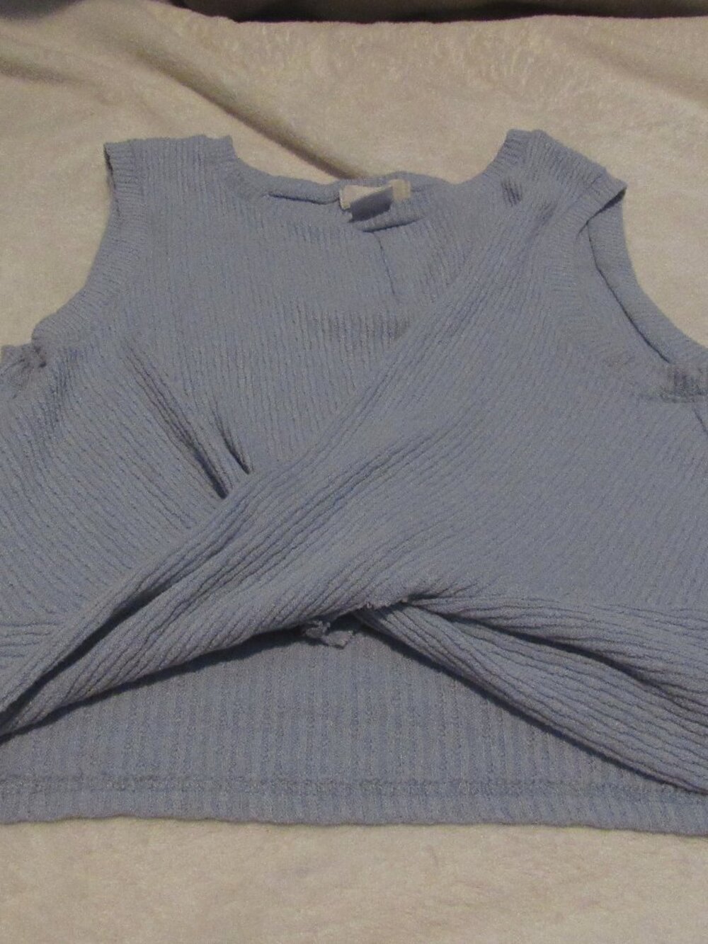 Altar'd State Twist front Hem Blue Ribbed Crop Top Size Medium